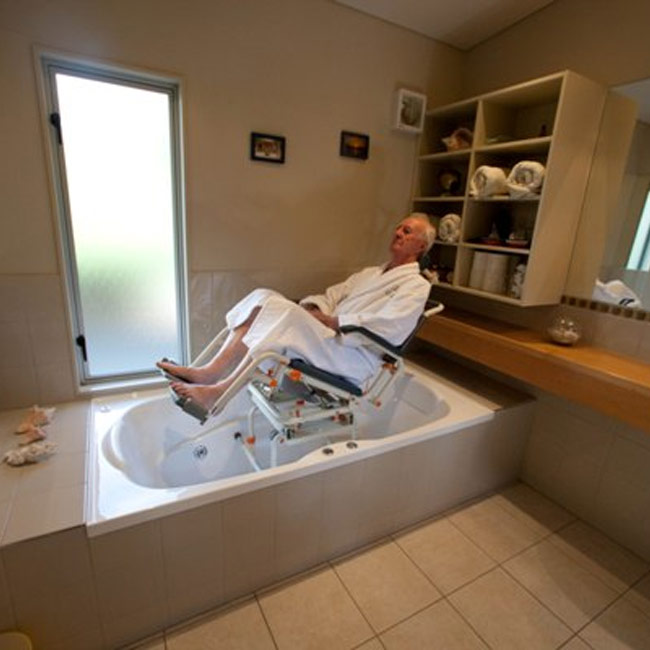 Showerbuddy TubBuddy with Tilt Showerbuddy Bathroom Transfer Systems